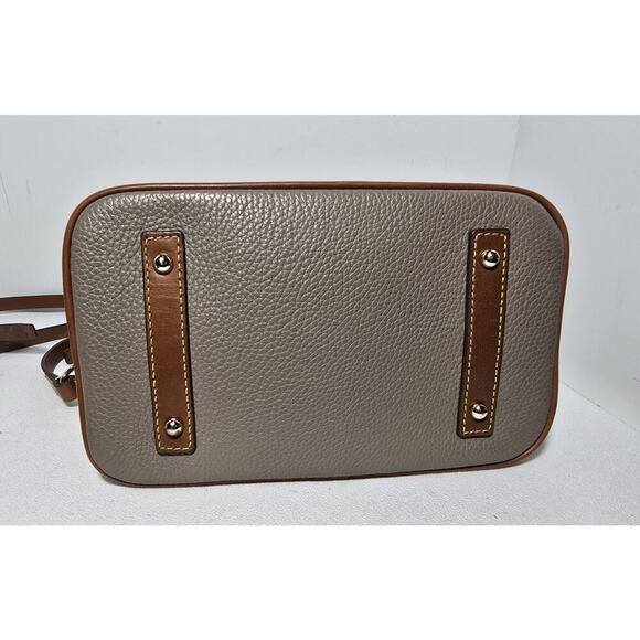 Dooney & Bourke Domed Satchel /Crossbody Taupe/Tan Pebble Leather & Tan Wallet - Picture 8 of 16